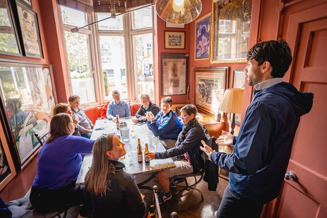 Edinburgh: Pubs & History Walking Tour with Beer Tasting - Canongate and the old brewing district