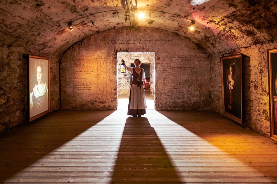 Edinburgh: Real Mary King's Close Guided Tour - Why the guides make the difference