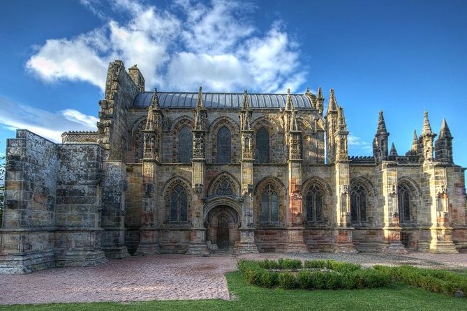 Edinburgh: Rosslyn Chapel, the Borders & Glenkinchie Distillery - Why this Scottish Borders day trip works