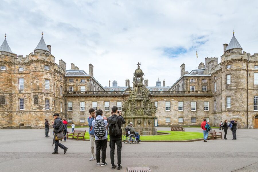 Edinburgh: Royal Attractions with Hop-On Hop-Off Bus Tours - Royal Yacht Britannia and the trip to Leith