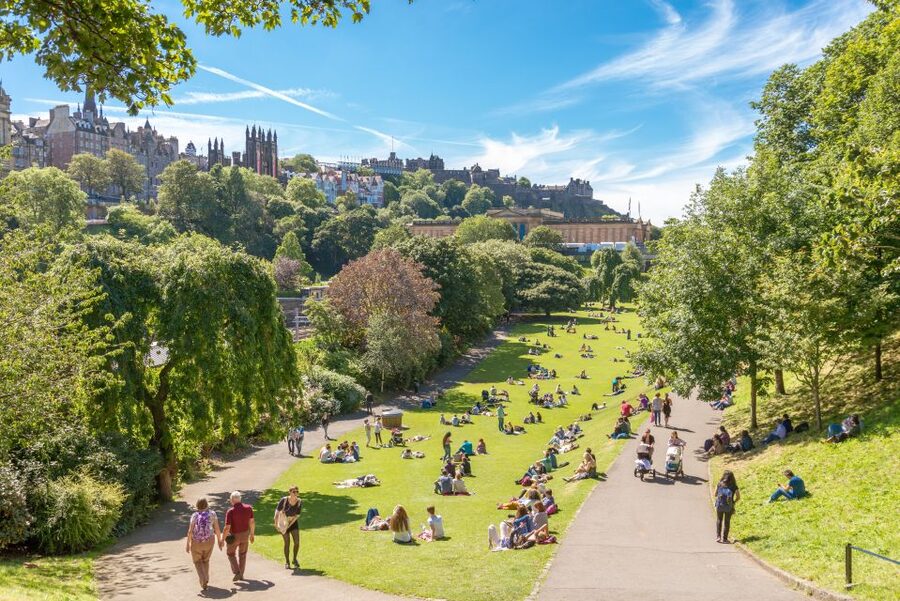 Edinburgh: Royal Attractions with Hop-On Hop-Off Bus Tours - Small details that make the day easier