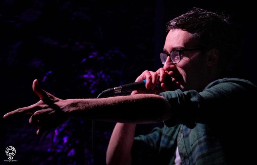 Edinburgh: Scottish Comedy Night at an Old Town Cocktail Bar - Thursday timing and the full 2.5-hour commitment