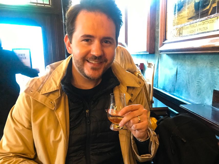 Edinburgh: Scottish Whisky Tasting with a Local Expert - Meeting Your Host in the Old Town
