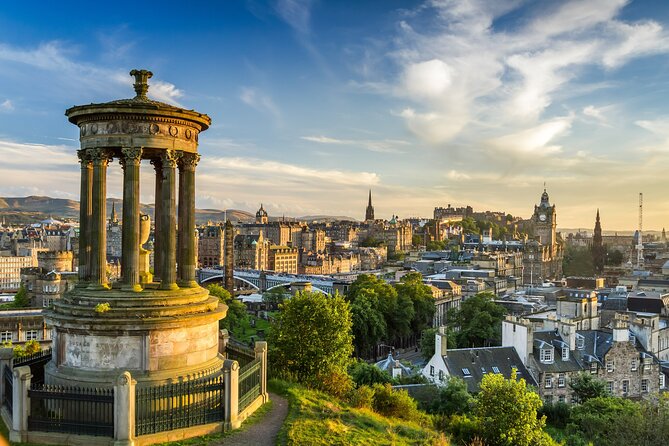 Edinburgh Shore Excursion: City Tour and Royal Yacht Britannia - Holyroodhouse, Mary, Queen of Scots, and a 15-minute stop