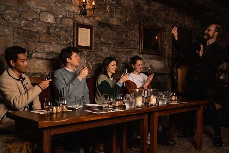 Edinburgh: Small-Group History of Whisky Tour with Tasting - Key points to know before booking
