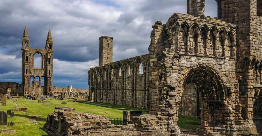 Edinburgh: St Andrews, Dunfermline Abbey and Fife Coast Tour - Should you book it?