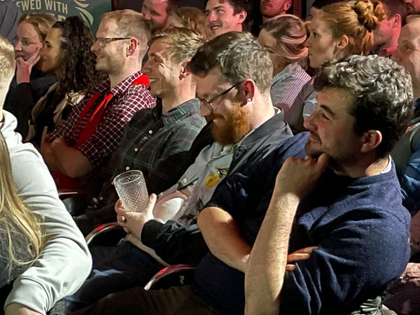Edinburgh: Stand Up Comedy Show - The atmosphere is part of the ticket