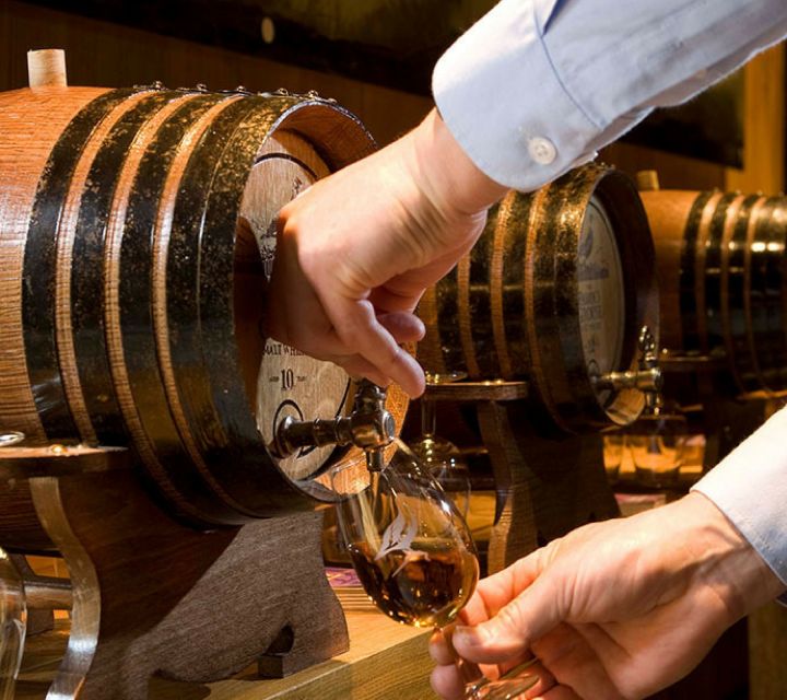 Edinburgh: Stirling, Whisky and St Andrews Tour in Spanish - St Andrews in two hours