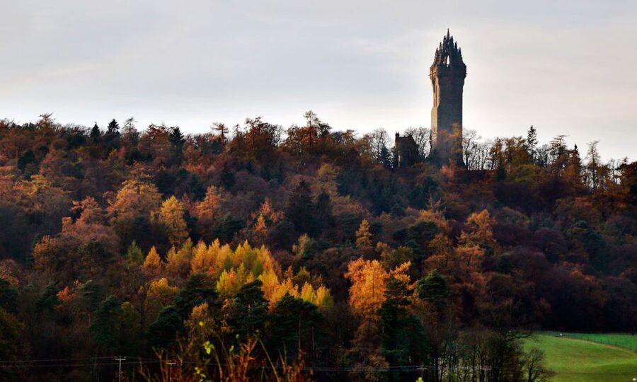 Edinburgh: Stirling, Whisky & St Andrews Tour in Italian - Key points to know before booking