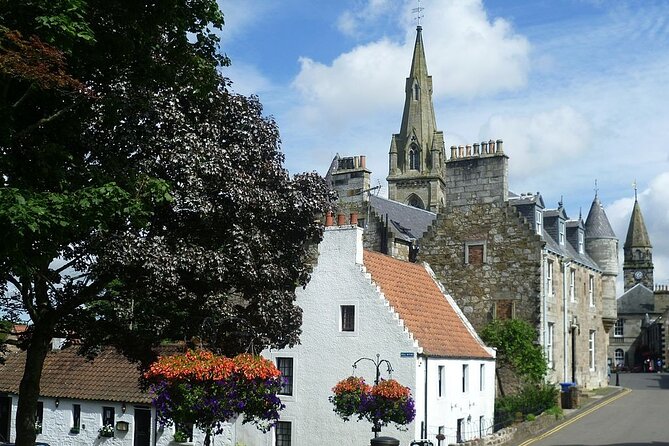 Edinburgh: The Outlander, Palaces & Jacobites Tour - Blackness Castle and the Firth of Forth