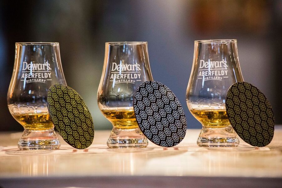 Edinburgh: Ultimate Whisky Experience - Dewar’s Aberfeldy and the whisky-making story