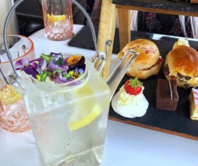 Vintage Bus Tour with Afternoon Tea or Gin