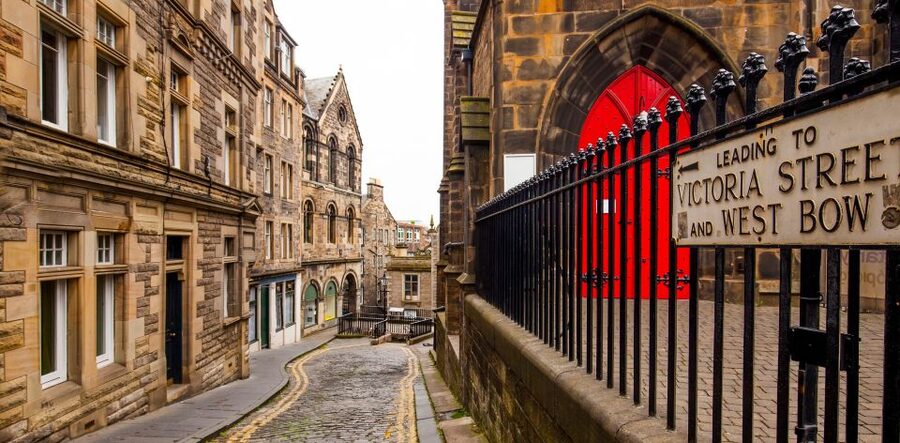 Edinburgh: Witches & Haunted History Walking Tour - Is $24 a fair price for 75 minutes?