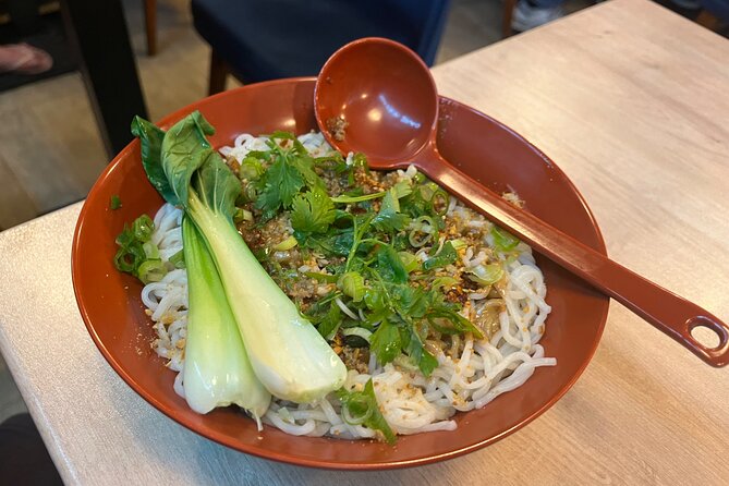 Explore Edinburgh's Asian Quarter & Local Scottish Cuisine - Roti near the Edinburgh Futures Institute