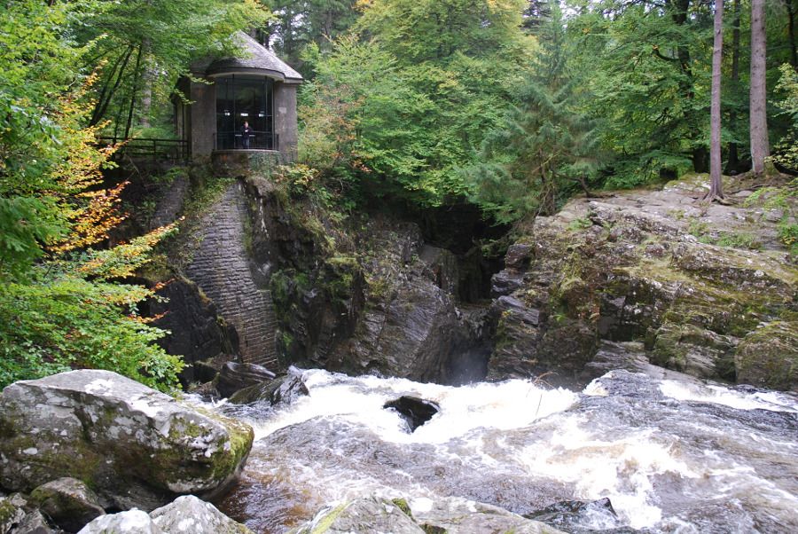 From Edinburgh: Best of Scotland Small-Group Day Tour - Dunkeld Cathedral and a gentle start