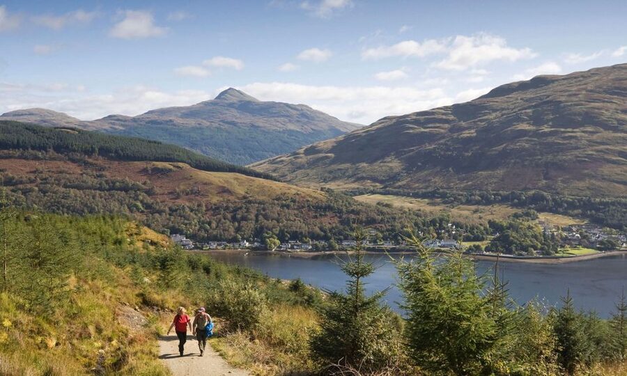 From Edinburgh: Glasgow & Scottish lakes Spanish Tour - What the $71 price really includes