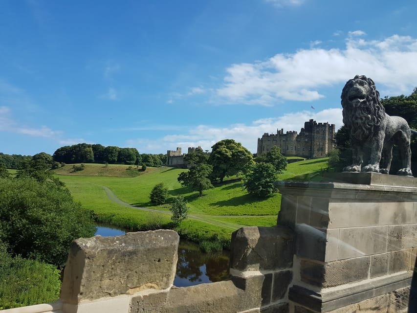 From Edinburgh: Holy Island, Alnwick Castle & Northumbria - Why this Edinburgh day trip works