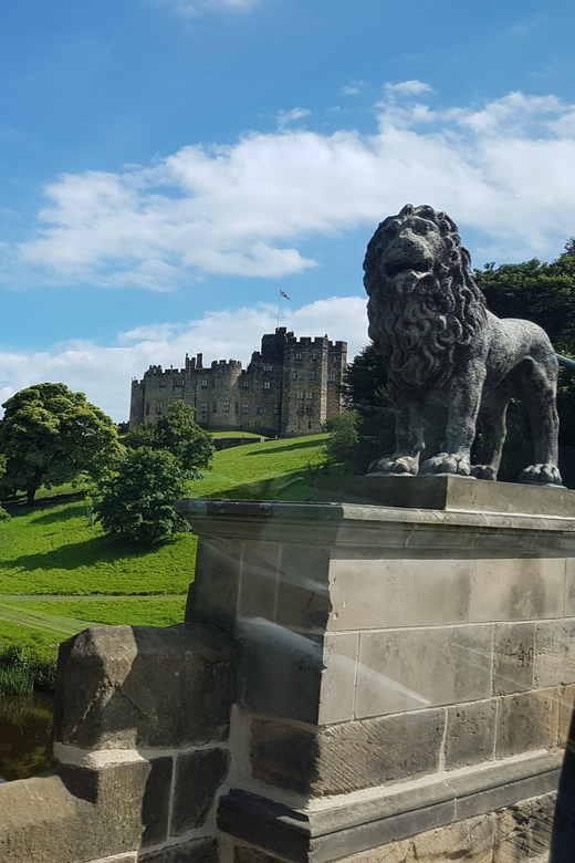 From Edinburgh: Holy Island, Alnwick Castle & Northumbria - Alnwick Castle, the main event