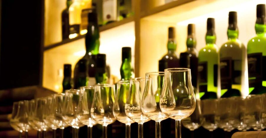 From Edinburgh: Islay and The Whisky Coast 4-Day Tour - What the $1,205 price really covers
