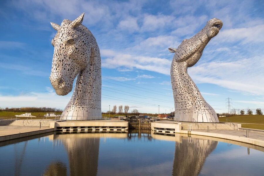 From Edinburgh: Loch Lomond, Stirling Castle & The Kelpies - Why this makes a good Edinburgh day trip