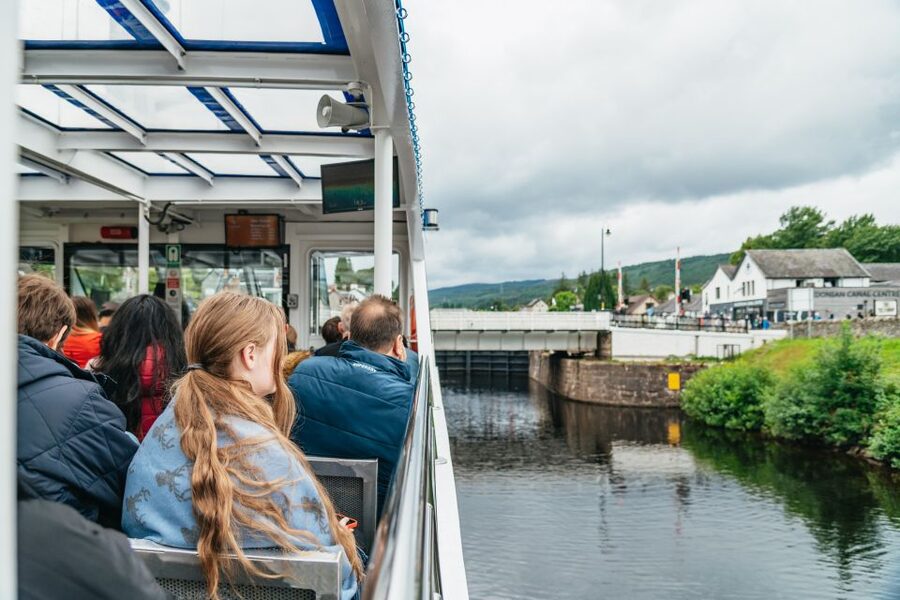 From Edinburgh: Loch Ness, Glencoe & Scottish Highlands Tour - Fort William and the route toward Loch Ness
