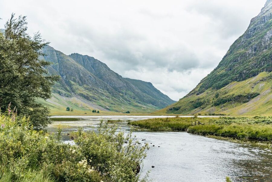 From Edinburgh: Loch Ness, Glenoce & The Highlands Day Tour - The guides are a major part of the value