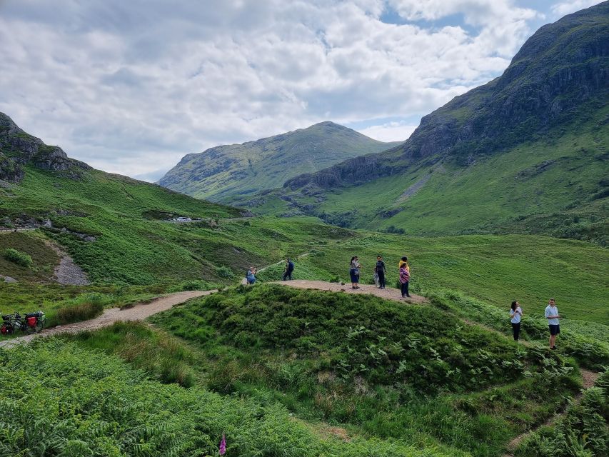From Edinburgh: Loch Ness Private Day Tour with Transfers - A private guide changes the family experience