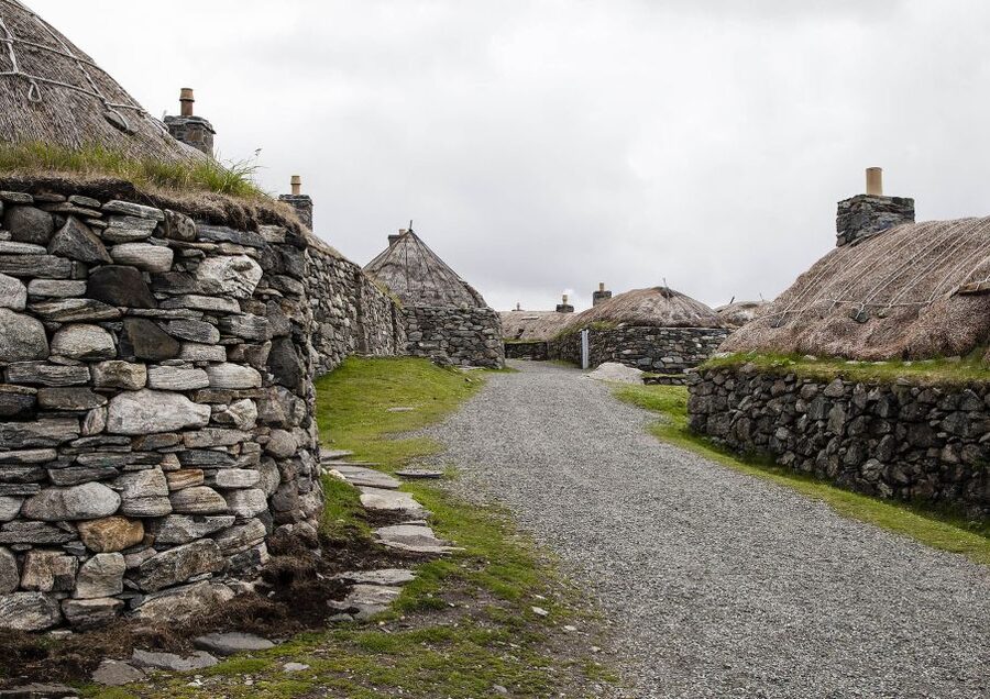 From Edinburgh: Outer Hebrides & Isle of Skye 6-Day Tour - Why this six-day route works