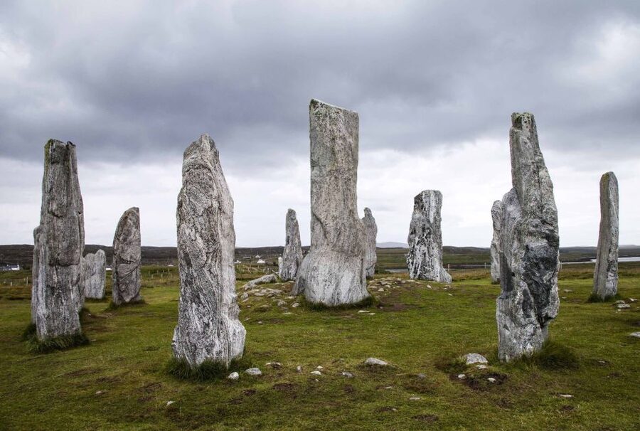 From Edinburgh: Outer Hebrides & Isle of Skye 6-Day Tour - The minicoach, guides, and group rhythm