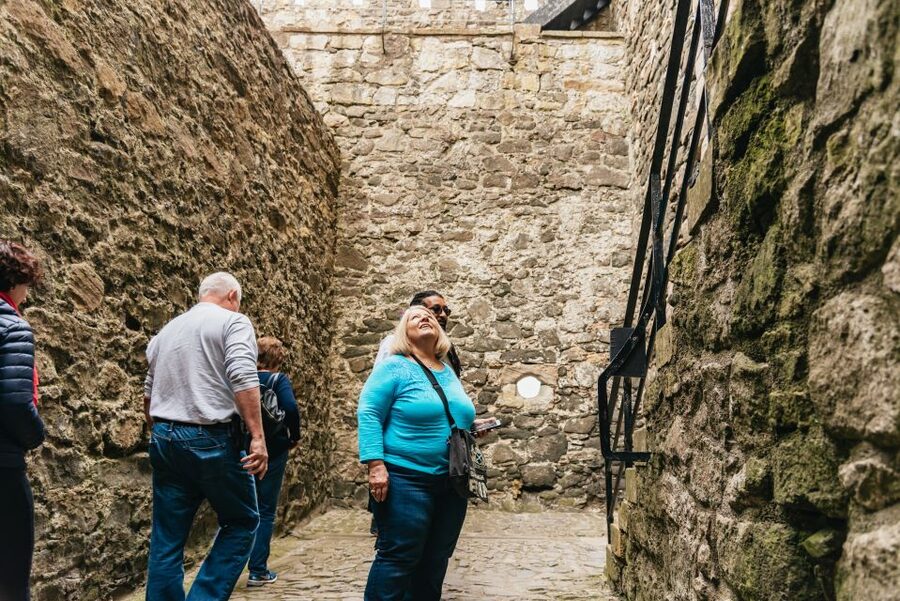 From Edinburgh: Outlander Experience 2-Day Tour - Who should book this Outlander tour?