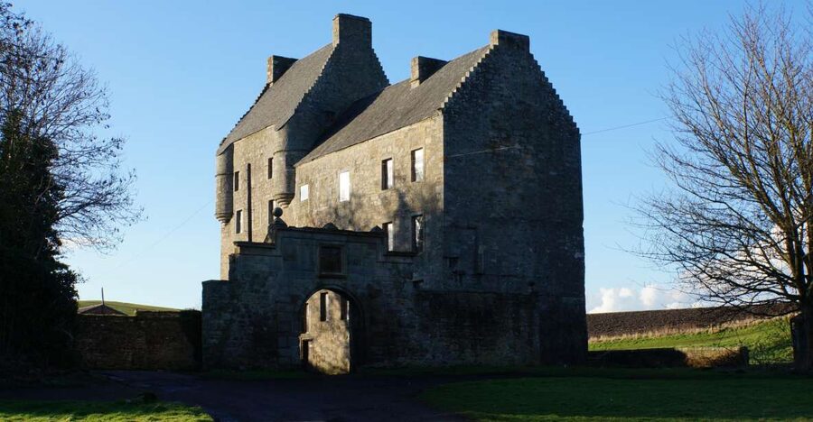 From Edinburgh: Outlander, Palaces, and Jacobites Day Trip - Blackness Castle, Scotland’s triangular fortress