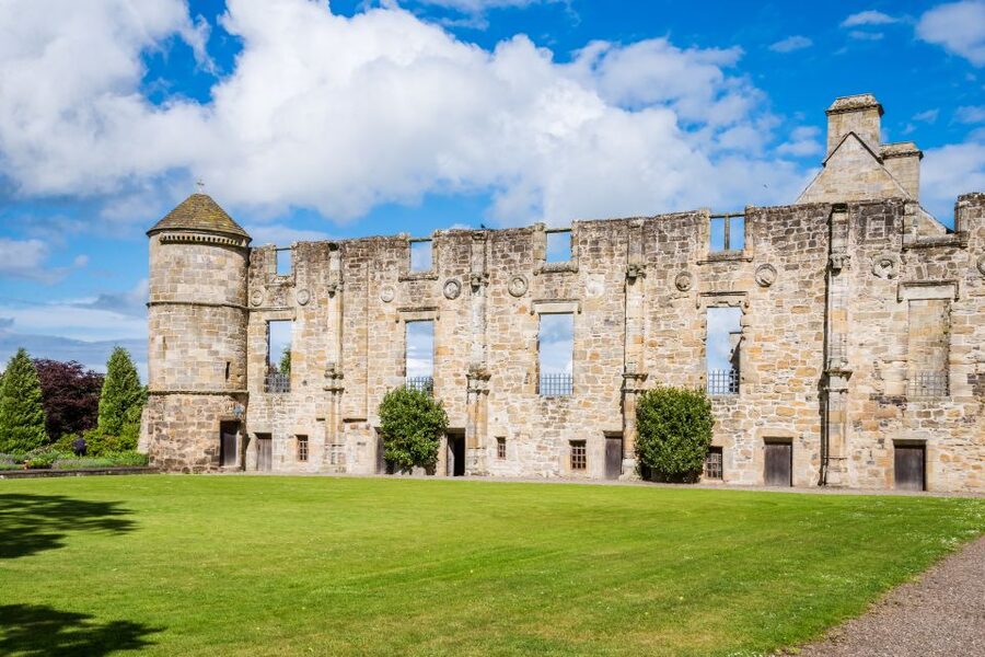 From Edinburgh: St Andrews & Fife's Fishing Villages - The return via Loch Leven and Queensferry