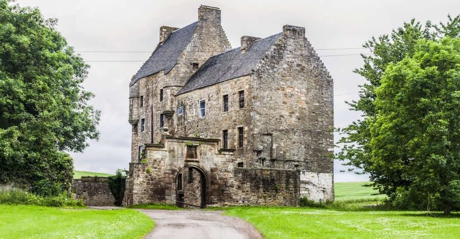 From Edinburgh: The Outlander Experience Guided Tour - Culross and the lanes of Cranesmuir