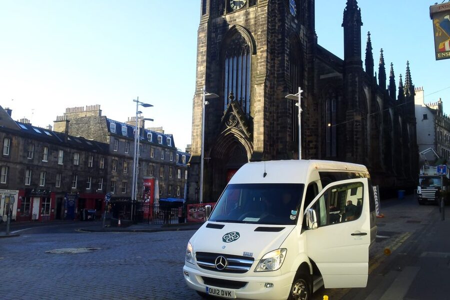 From Edinburgh: West Highland Lochs and Castles Day Trip - The Green Welly and King’s Knot