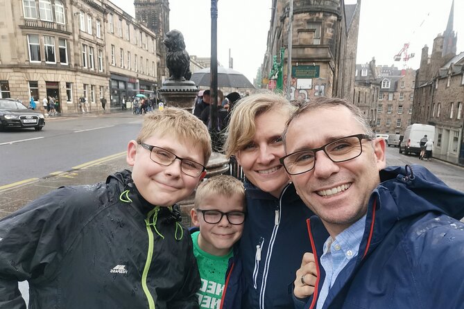 Ghosts of Edinburgh: Bloody Past Exploration Game and Tour - St Giles’ Cathedral and the Royal Mile