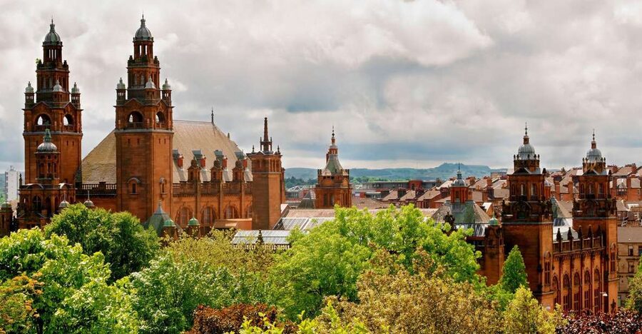 Glasgow and Scottish Lakes Tour in Italian - From Edinburgh’s High Street to the Trossachs