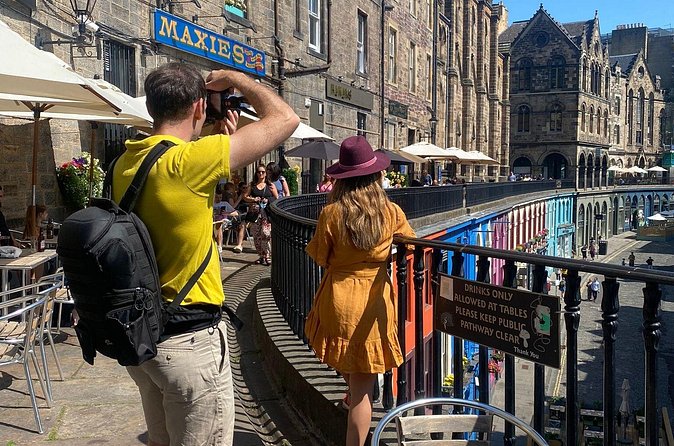 Guided 60-Minute Photography and sightseeing Tour in Edinburgh - Bakehouse Close: photographing Edinburgh’s tucked-away corners