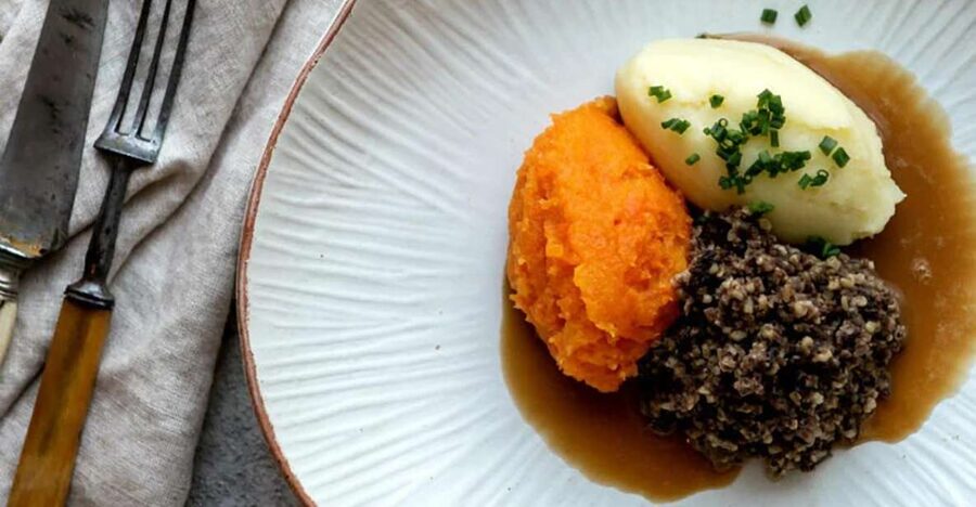 Haggis paired with whisky & gins in 56 North distillery! - Two South Loch Gin Servings