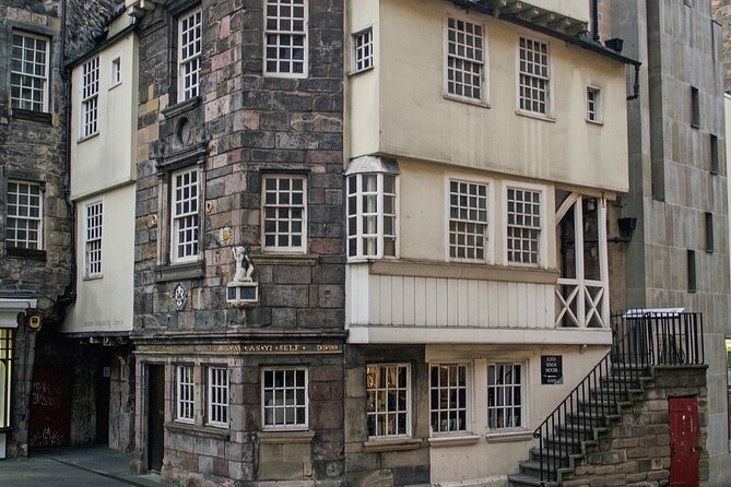 Historic Edinburgh and Rosslyn Chapel Full-Day Private Tour in a Premium Minivan - Entering Edinburgh Castle, with tickets arranged in advance