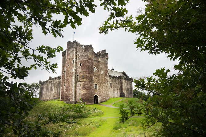 Iconic Outlander Locations Private Tour - Midhope Castle and the Lallybroch photograph
