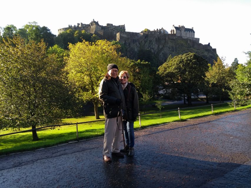 Introductory Tour to Edinburgh, Private & Personalized - Food, shopping, and local recommendations
