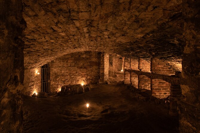 Multi-Sensory Haunted Underground Vaults Tour in Edinburgh - Group size, stairs, and practical comfort