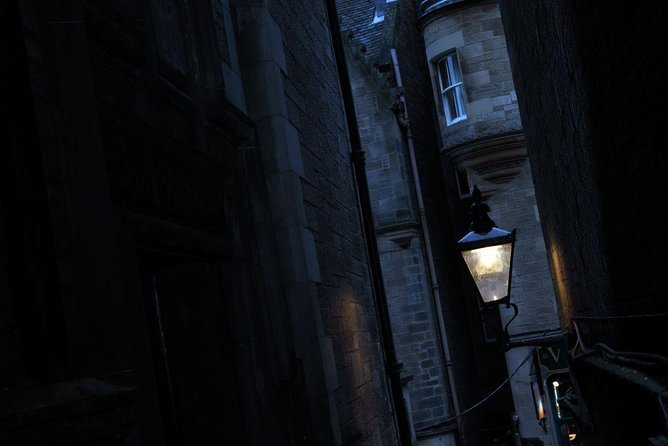 Multi-Sensory Night Walking Tour with Haunted Vaults in Edinburgh - Timing, group size, and what to wear