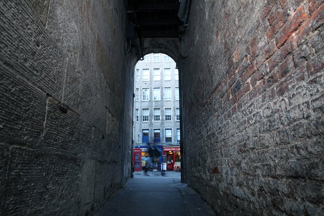 Multi-Sensory Small-Group Historic Vaults Tour in Edinburgh - The darker stories beneath Infirmary Street