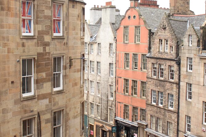 Old Town Walking Tour - Starting beneath St Giles’ Cathedral