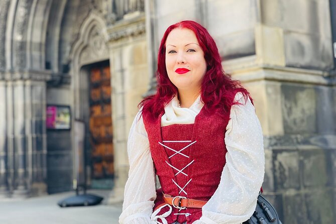 Old Town Walking Tour - Mercat Cross and the public life of the Royal Mile