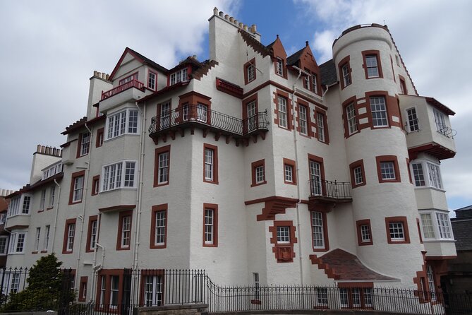 Private 4 Hour Tour of Edinburgh in a Spacious 6-seater Mercedes - The guides make the difference
