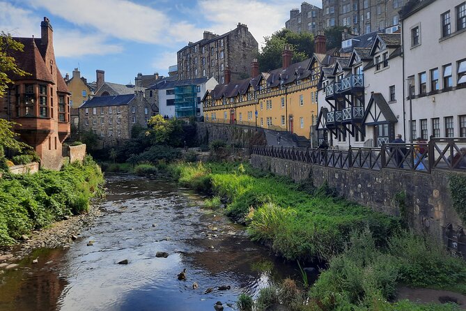 Private Edinburgh City 4-Hour Guided Tour in a black cab LEVC TX - Why this works best on your first day
