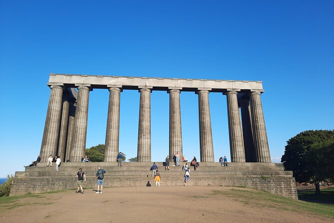 Private Edinburgh Full Day Guided Tour in a Black Cab LEVC TX - Arthur’s Seat and Calton Hill for broad city views