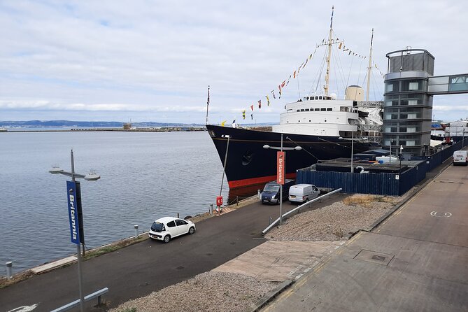 Private Edinburgh Full Day Guided Tour in a Black Cab LEVC TX - The Forth bridges and a wider view of Scotland